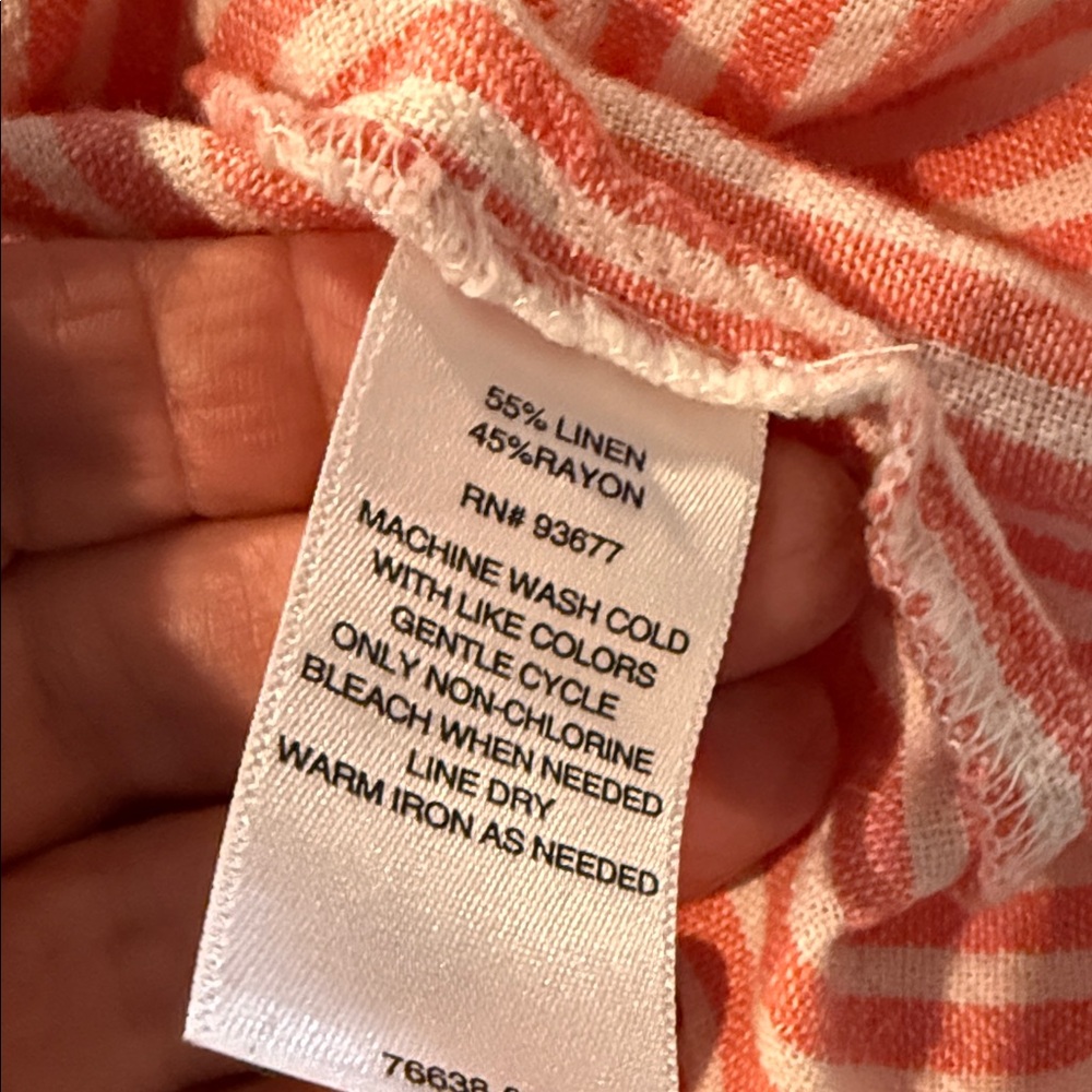 Peach/deamcicle and White Striped Blouse and Shorts Set (look at other pics) - Picture 10 of 14